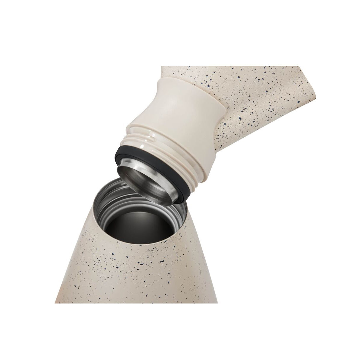 new-standard-carafe-b0 WebPDP-33oz_New_Standard_Carafe_Desert_Tan_Speckle_Studio__CAR1SVOS224_45_Top_Staged.jpg