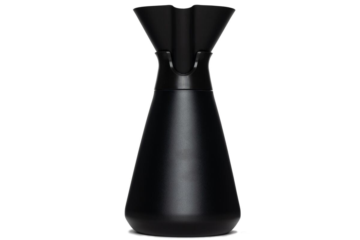 new-standard-carafe-b0 WebPDP-Carafe_Black_Studio_0722_270__CAR1SVOS002.jpg