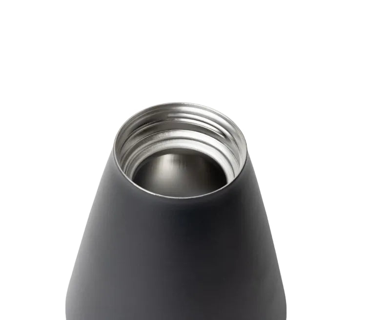 new-standard-carafe-b0 WebPDP-Carafe_Black_Studio_0722_45_Deg_Top_Off__CAR1SVOS002.jpg