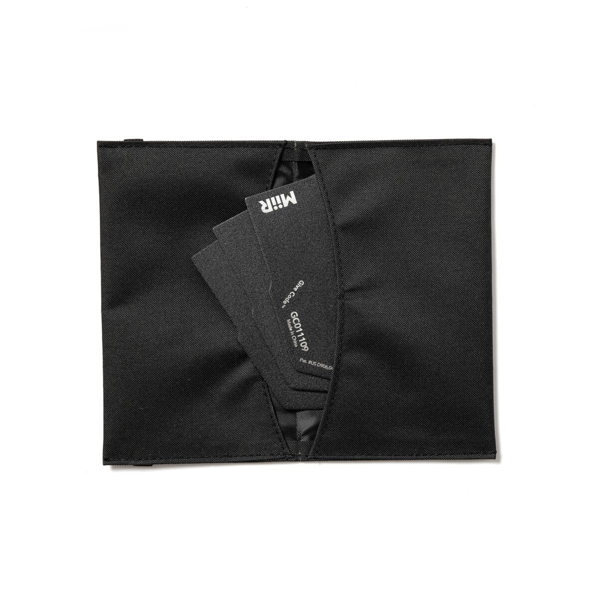 pourigami-l6 WebPDP-Pourigami_Black_Case__POG2SN00002_Studio_Open.jpg