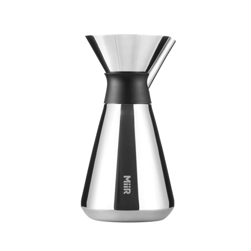 new-standard-carafe-b0 Web_PDP-Polished_Stainless_Carafe_33oz_SS_Studio_X2_07182024_Front_CAR1SVOS005_1_2.jpg